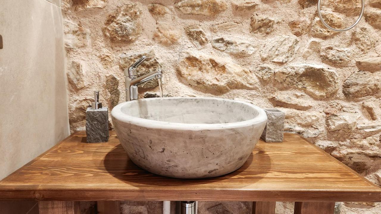 The Cellar Studios - By Avelink Spáta المظهر الخارجي الصورة